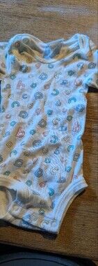 Vintage/ Y2k Carters Onesie 0-3 Months